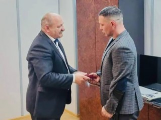 Сотрудник подмосковного охотнадзора награжден медалью за мужество и отвагу в зоне СВО