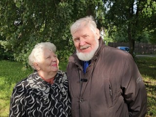В Луховицах с Днем любви и верности поздравили изумрудных юбиляров Половинкиных