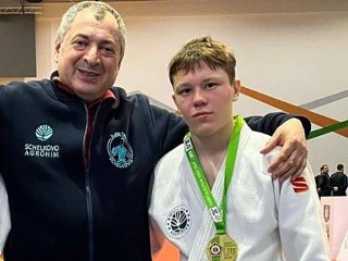 Два щелковских спортсмена получили высокие спортивные звания