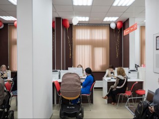 Почти 50 тыс. жителей Ленинского округа оформили социальные карты Подмосковья