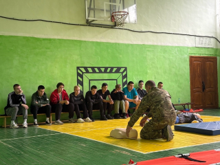 В Волоколамском техникуме провели практическое занятие по военно-медицинской подготовке