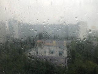 Тропический ливень прошел в Химках