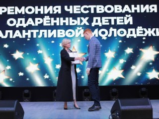 Почти 200 одаренных школьников из Домодедова стали призерами и победителями олимпиад