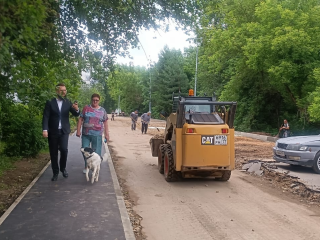 Новые дороги и тротуары построят во дворе на Шибанкова в течение недели