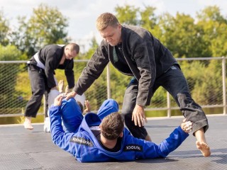 В Орехово-Зуеве спортсменов научили основам грэпплинга