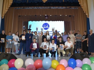 Четыре выпускника колледжа в Лотошине получили красные дипломы