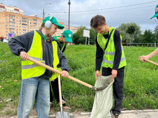Чем занимаются школьники Долгопрудного на летней подработке