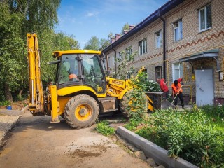 Реконструкцию двора в бронницком поселке Горка завершат в июле