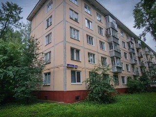 В двух дворах на Советской положат новый асфальт и установят бордюры до 30 июля
