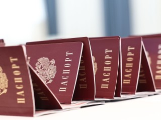 Юрист предупредил об ответственности за незаконное изъятие паспорта