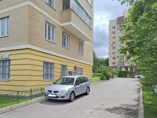 На улице Радужной до августа сделают ямочный ремонт