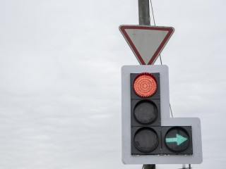 Водителей Подмосковья предупредили об изменении порядка движения на перекрестках