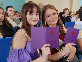 Аттестаты с отличием в Лосино-Петровском получили 50 девятиклассников