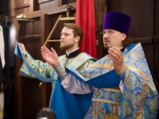 Соборная Божественная литургия состоялась в Троицком храме села Лужники