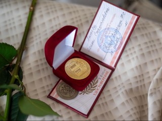 Выпускникам школ во Фрязине вручили медали