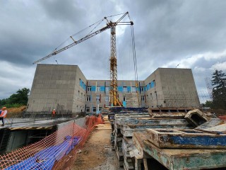 Сразу два спортивных зала разместят в пристройке к школе №12 в Мытищах