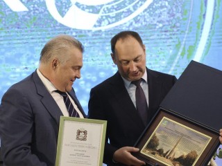 Люди из стали: в Ступине поздравили металлургов градообразующего предприятия