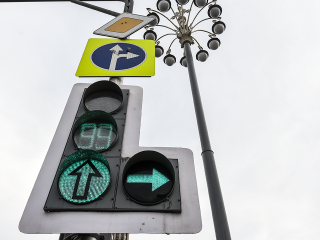 В Долгопрудном заработала светофорная стрелка на перекрестке ул. Спортивная и Нового бульвара