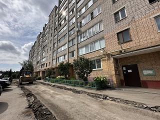 Во дворе на ул. Котовского в Правдинском построят парковку и детскую площадку