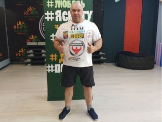 «Русский Халк» планирует усложнить номер Валентина Дикуля и установить рекорд, не смотря на травму со штангой