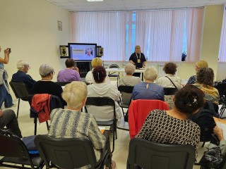 Жителей Подмосковья научат проводить собрания собственников в электронном виде