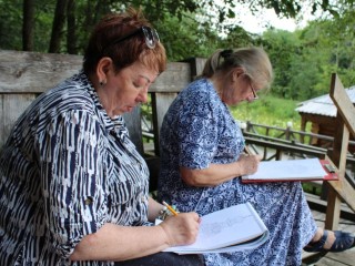 Пенсионеры из Ногинска провели пленэр на «Гремячем ключе»