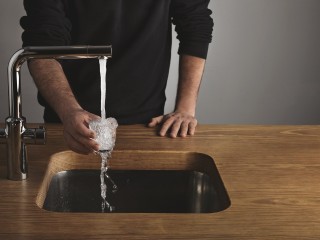 В Химках на Юбилейном проспекте включат горячую воду до 17.00