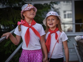 На историческом квесте в лагере «Радуга» 5 детских отрядов преодолели 5 станций