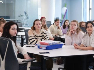 В колледжах Подмосковья прошел необычный лежачий флешмоб