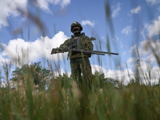 «Здесь нет места слабым»: правда о жизни на СВО от бойца из Серебряных Прудов