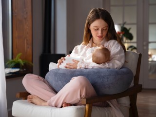 Мамам малышей до 1,5 лет полагаются оплачиваемые перерывы для кормления