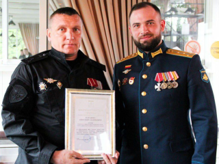 Сотрудники СОБР «Булат» награждены за воспитание подростков в «Штурмовике»