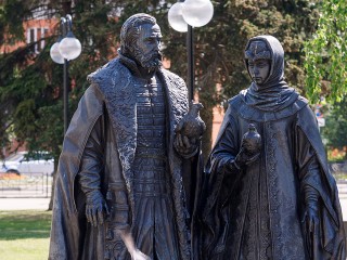 День Петра и Февронии: что просят у святых и почему дарят ромашки