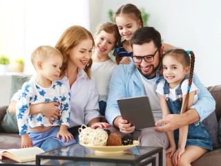 Как многодетным звенигородцам получить помощь на сборы ребенка в школу