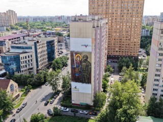 Мурал с Архангелом Михаилом и воином создали в Реутове