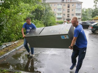 Волонтеры Шатуры помогли бойцу СВО перевезти мебель и бытовую технику