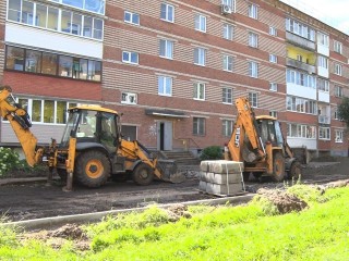 В Первомайском проезде уложат новый асфальт