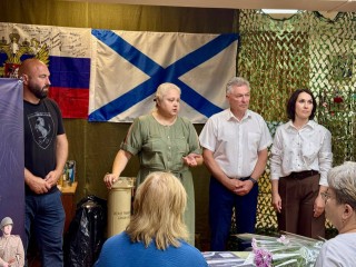 Лыткаринцы волонтеры передали в городской музей экспонаты СВО