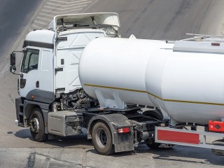На границе Мытищ и Королева ликвидируют последствия разлива азотной кислоты