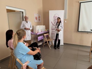 Будущие мамы отметили День семьи, любви и верности в женской консультации Дедовска