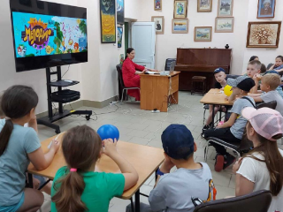 В Протвине для школьников провели игру «Угадай мелодию»