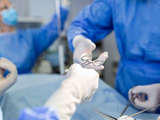 Умерла после пластики груди: что известно о гибели пациентки в Подольске
