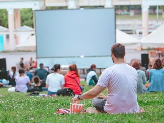 В Королеве 19 июля пройдет «Ночь в парке» с концертами, танцами и кино под открытым небом
