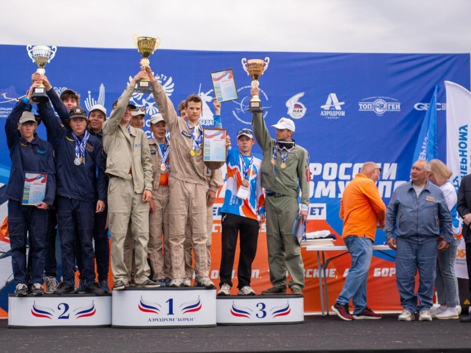 Пилоты из Фрязина покорили небо на Первенстве России по планерному спорту
