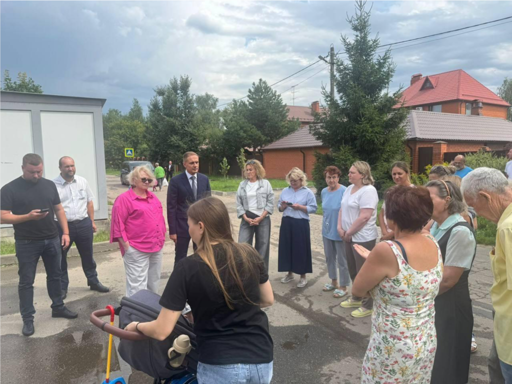 Алексей Щаулин встретился с жителями Старой Купавны по вопросу подтопления