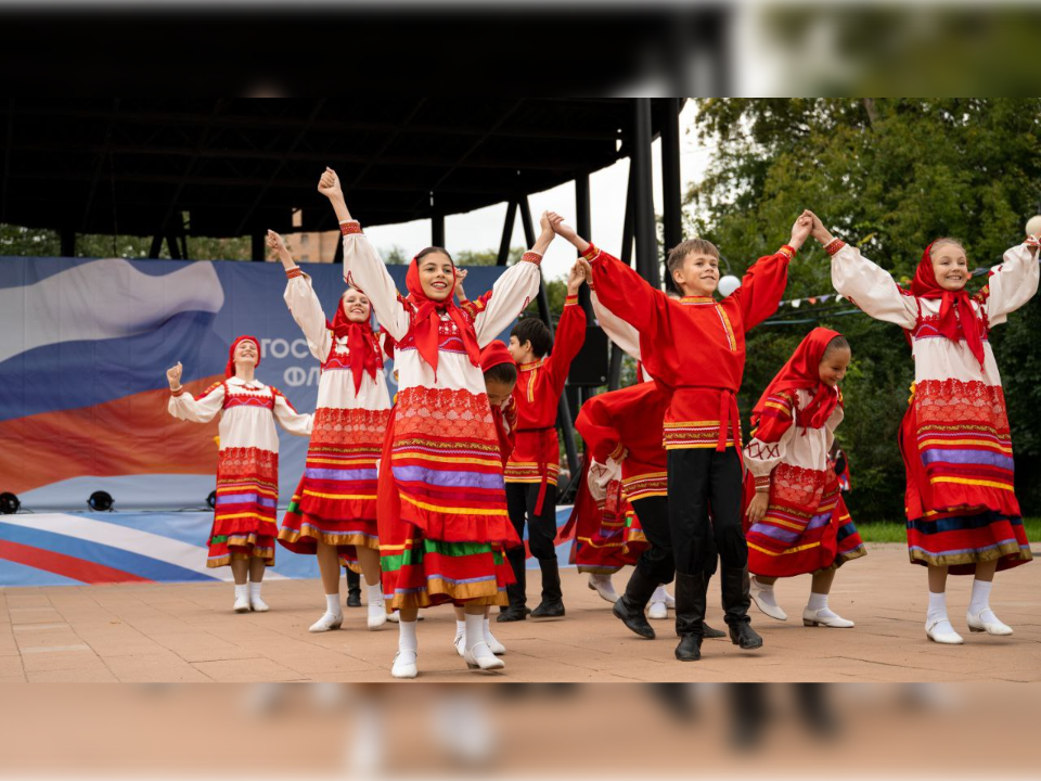 Концерты в парках, мастер-классы и шапочные бои: где провести выходные в Люберцах