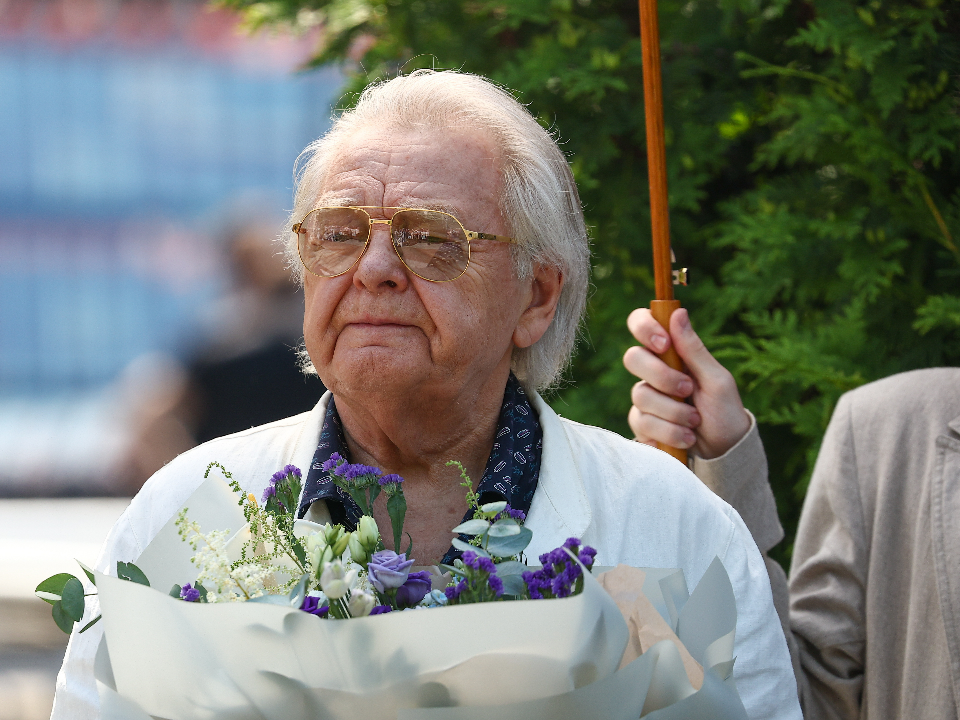 Юрий Антонов получил травму ноги во время ремонта дома в Подмосковье