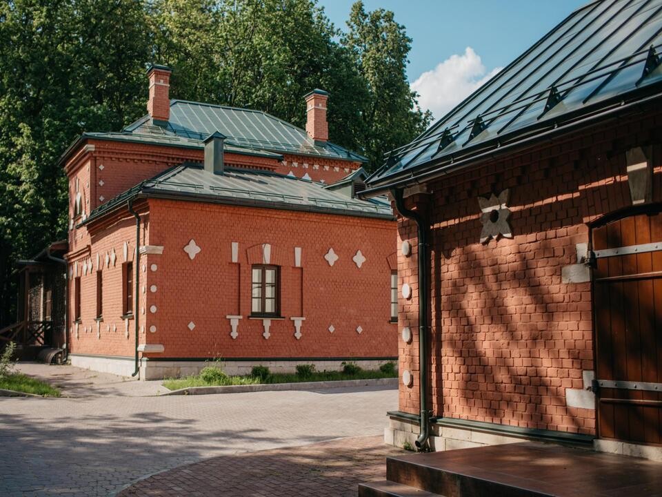 Жители Ленинского узнали секреты усадьбы Тимохово-Салазкино