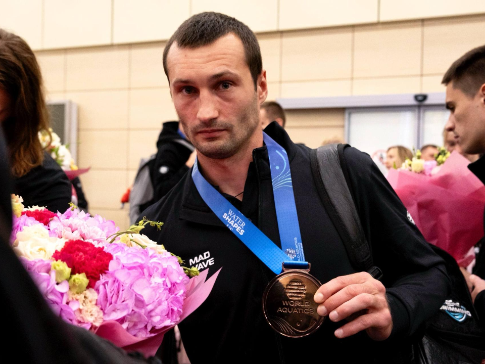 Спортсменов, завоевавших медали на чемпионате мира, встретили в Домодедове