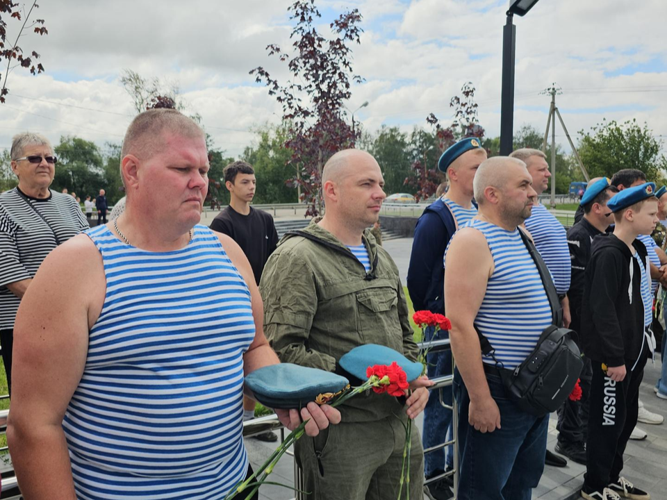 День ВДВ в Луховицах отпразднуют митингом и возложением цветов